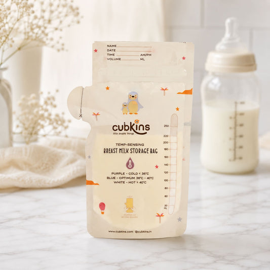 Cubkins temp-sensing breast milk storage bag 250ml, self-standing and pre-sterilised