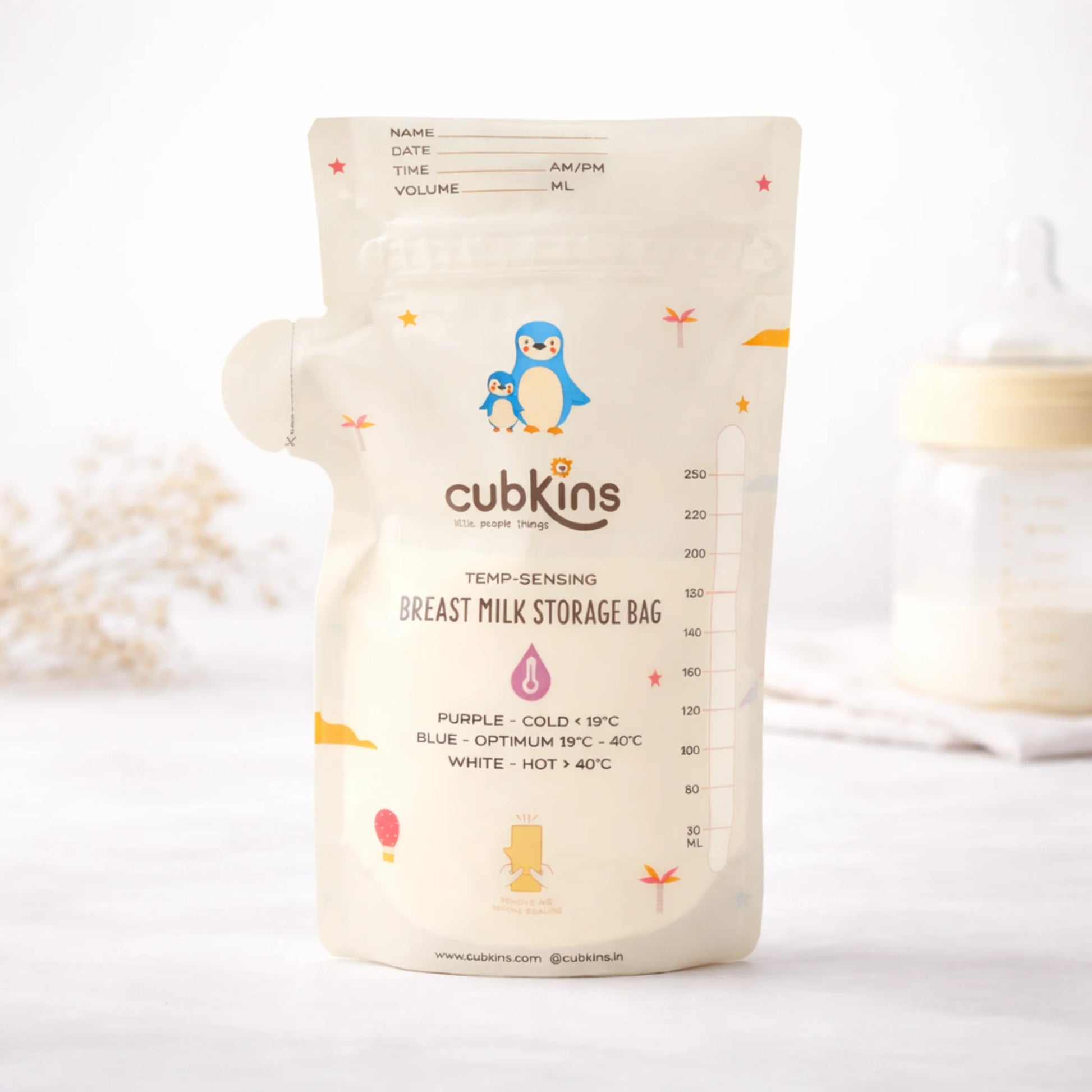 Cubkins Smart Temp-Sensing Breast Milk Storage Bag – 250ml, Self-Standing, BPA-Free